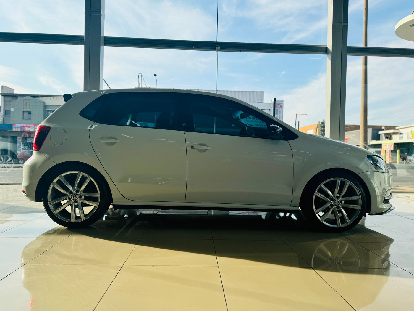 2016 POLO TSI BEATS EDITION