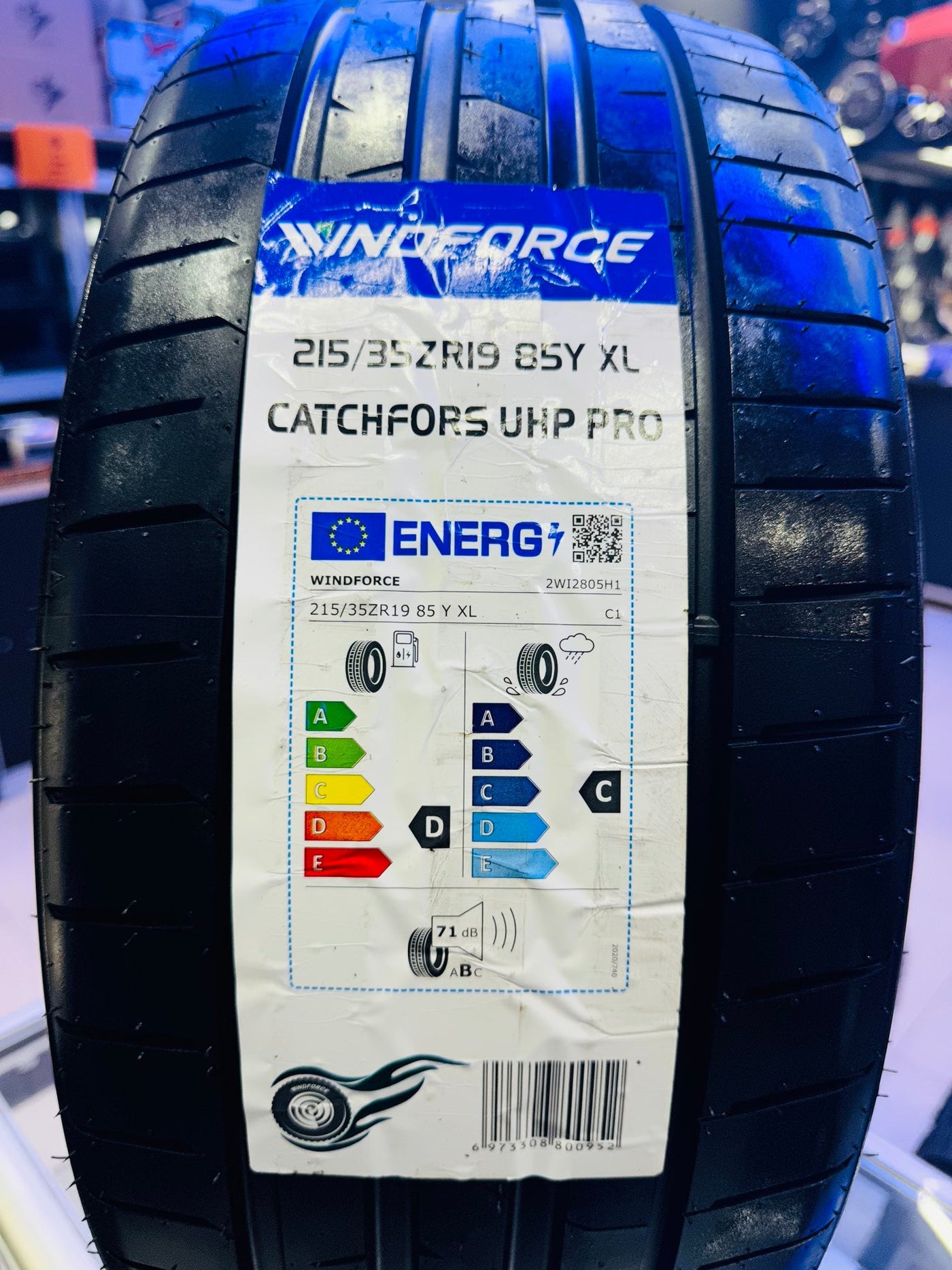 215/35/19 WINDFORCE TYRE