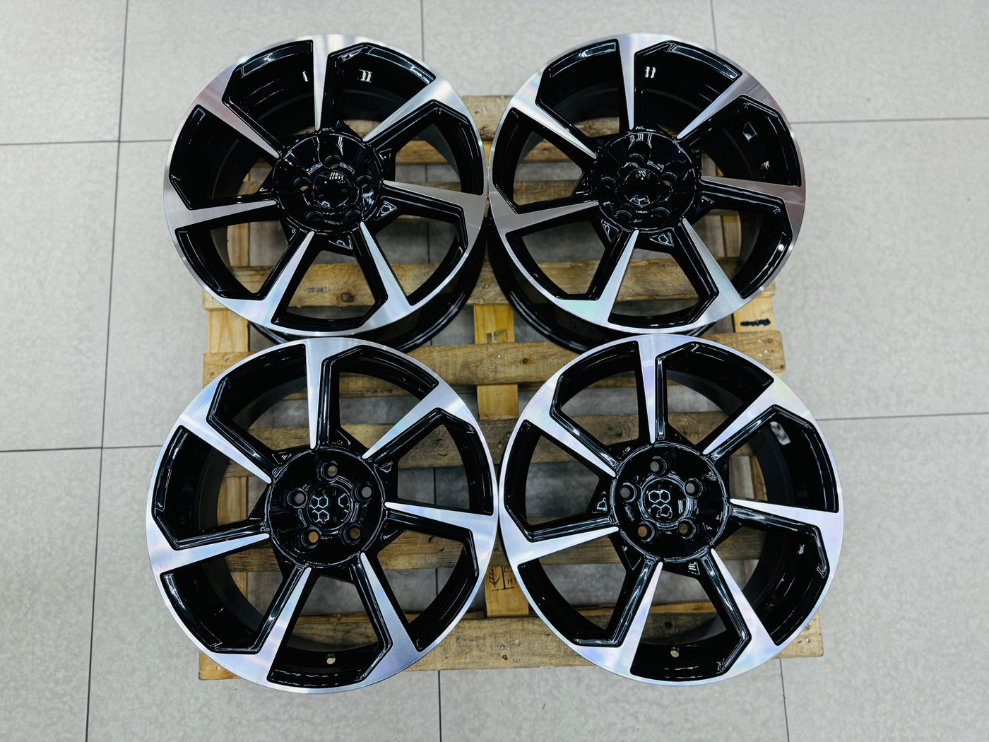 18” AUDI  TTRS   5/112