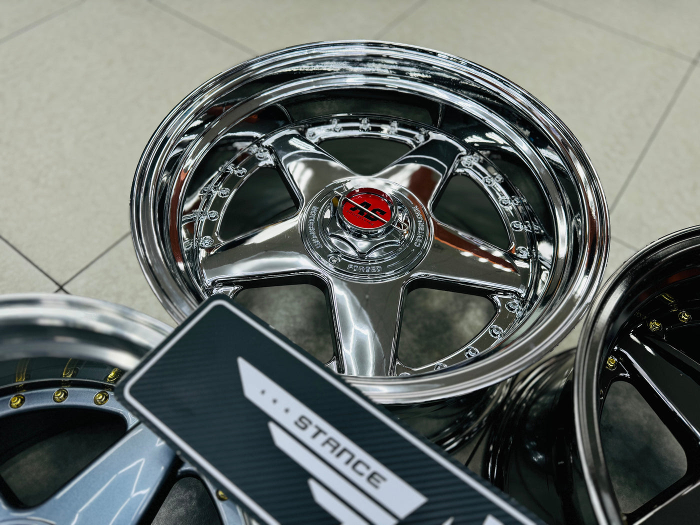 17” AS- 360 8.5/10j WHEELS