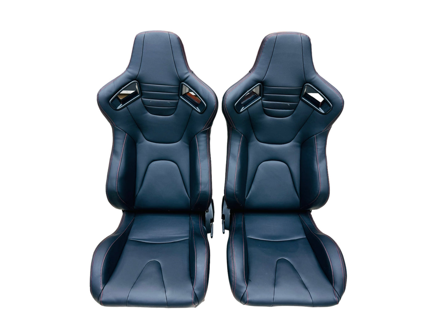 WINGBACK SEATS BLK/RED STICH