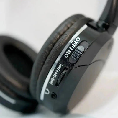 10.1" Roadstar Android Entertainment Headrest Tablet Screens With Bluetooth Headphones