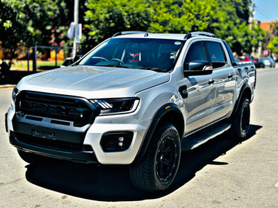 RANGER FX4 style MATT BLACK SLIM WHEEL ARCHES with reflector