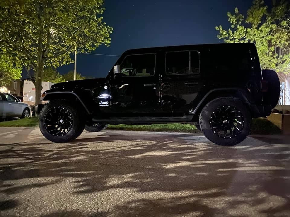 20” PHOENIX 5x127 JEEP RIMS MASSIVE 12JS