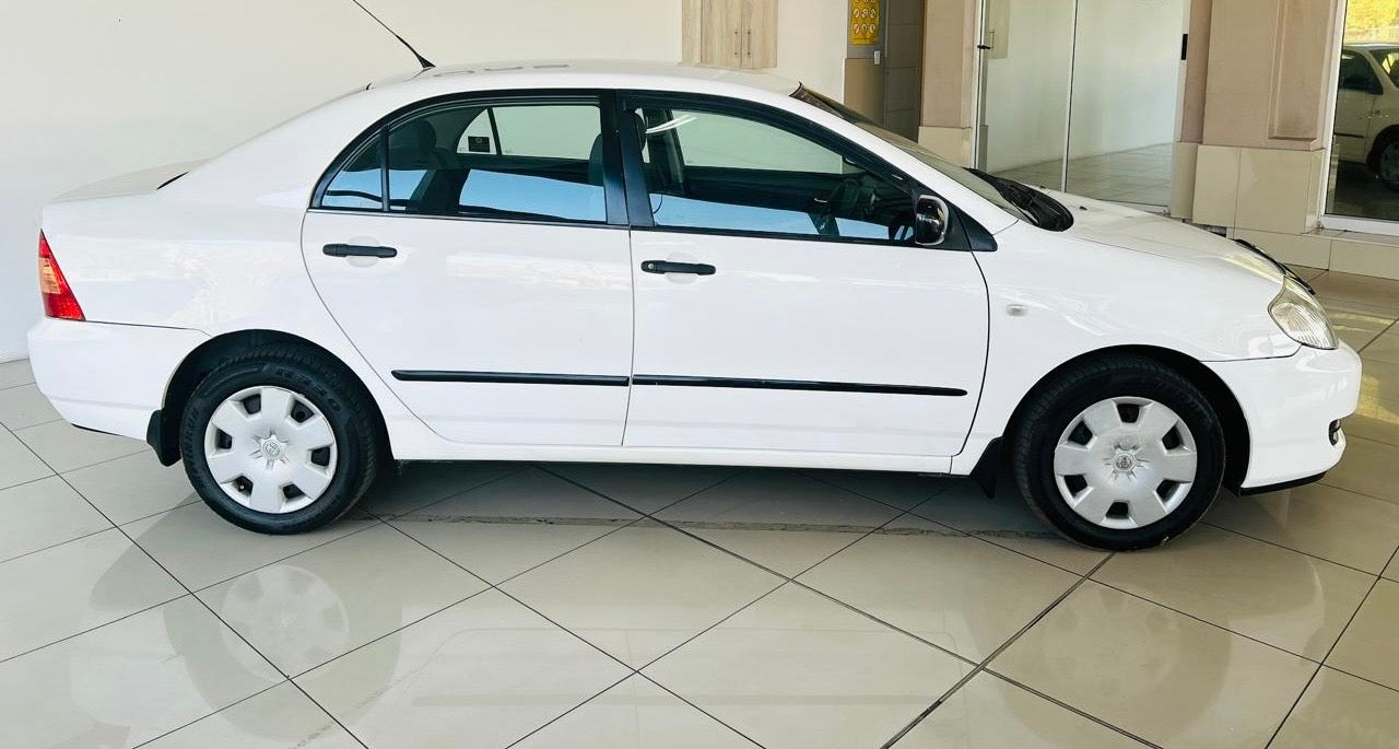 2004 COROLLA 160i GLE AUTO