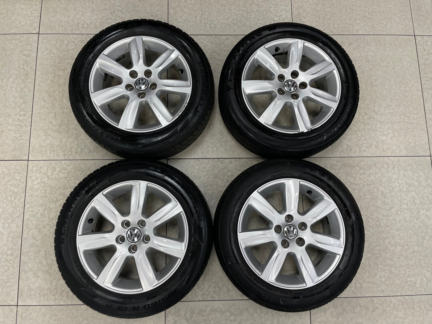 15” POLO 6r comfortline 5/100 pre owned mags & tyres
