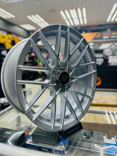 18” AS- RSE 5/100 5/114 SILVER