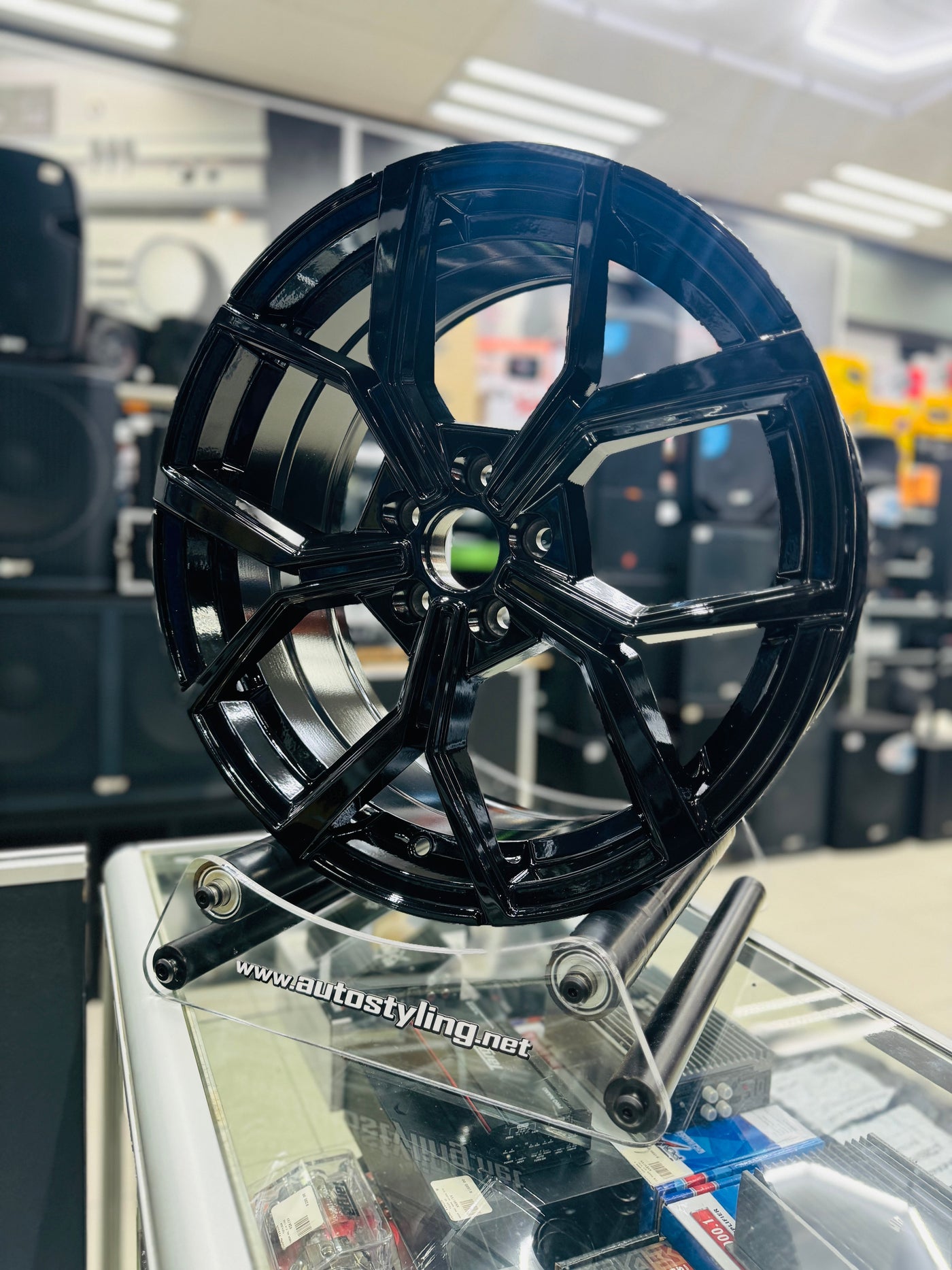 17” AS GTI POLO NEW GLOSS BLACK