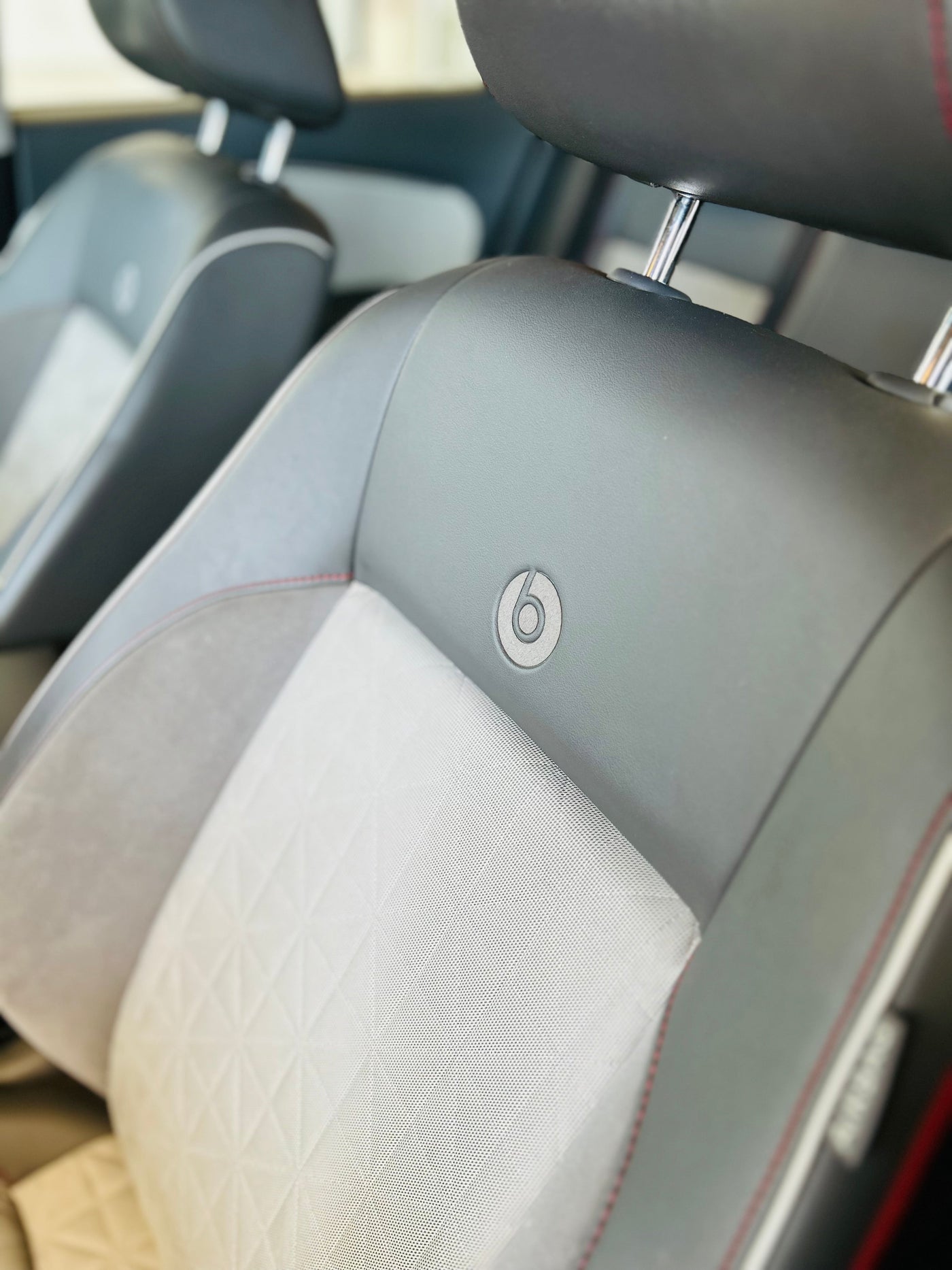 2016 POLO TSI BEATS EDITION