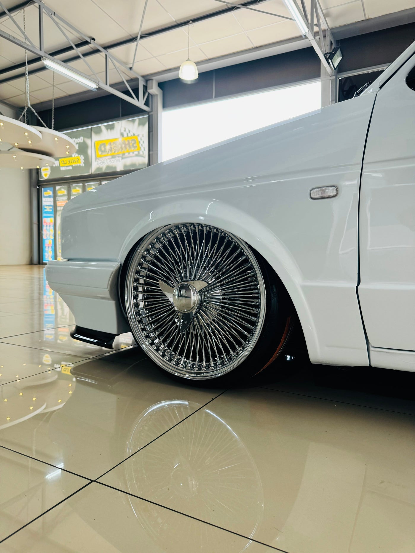 17” AS - 1000 SPOKE WIRE WHEEL FITS ALL CARS