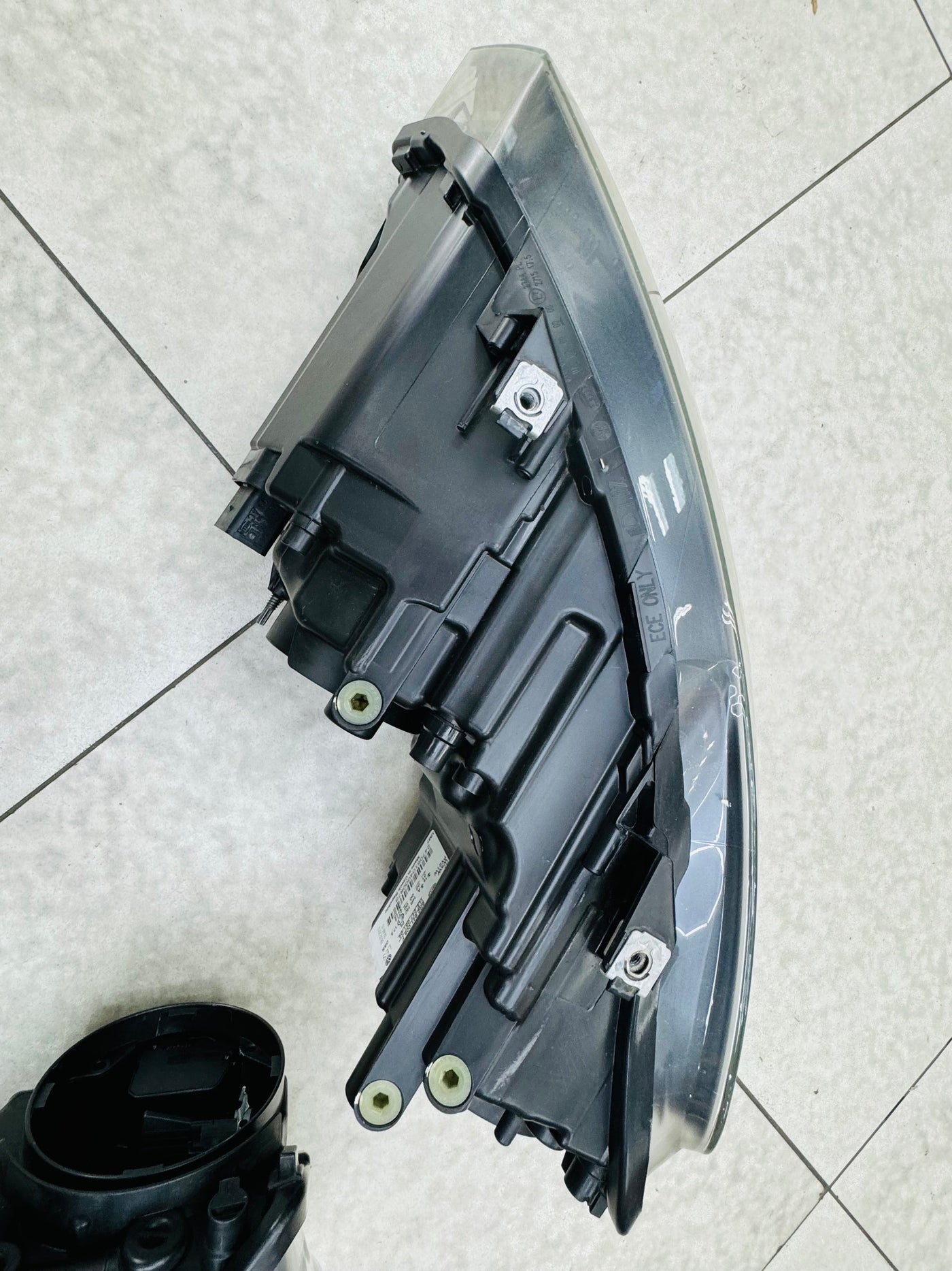 VW POLO 6 OEM PREOWNED headlights