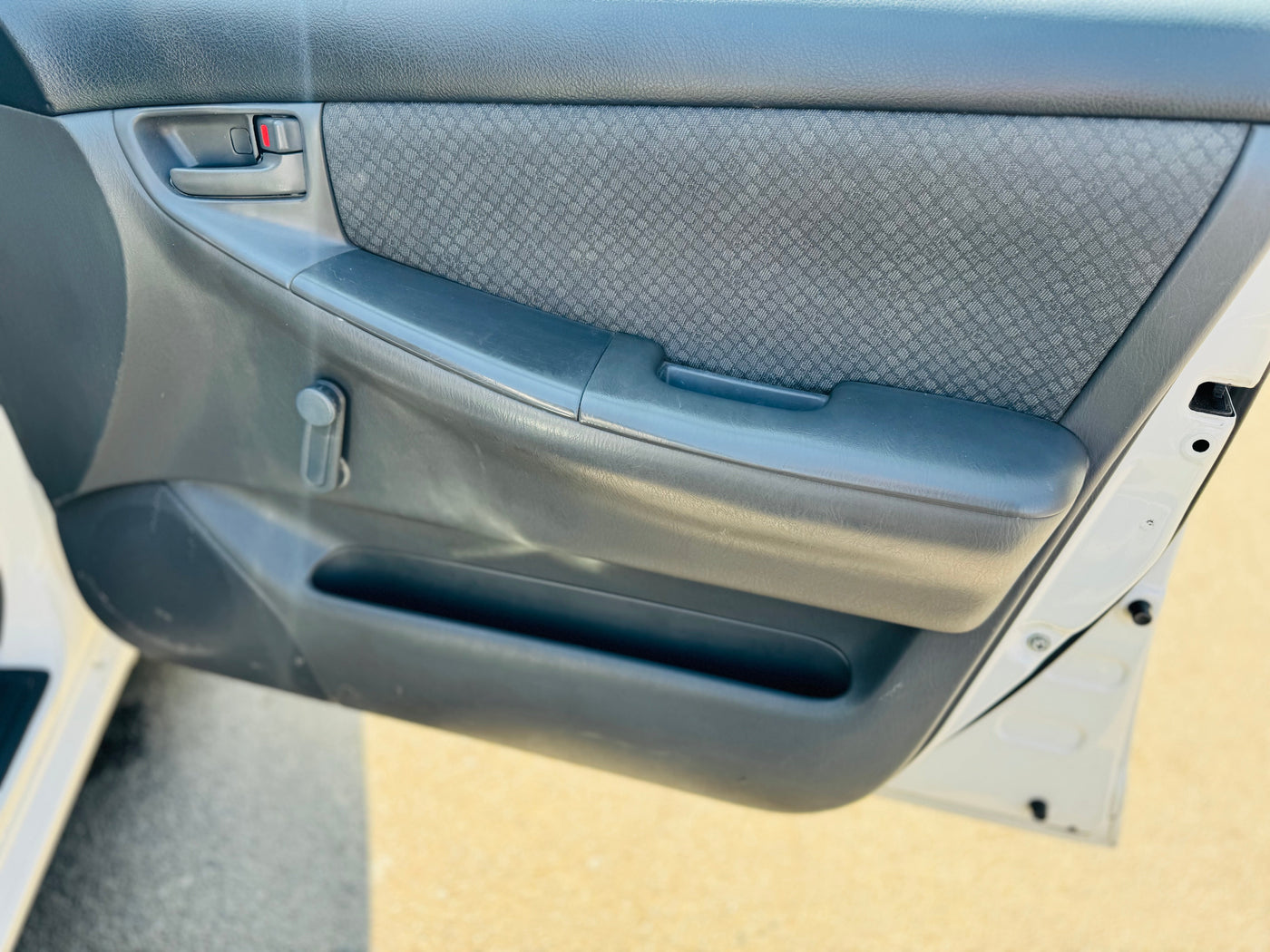 2004 COROLLA 160i GLE AUTO