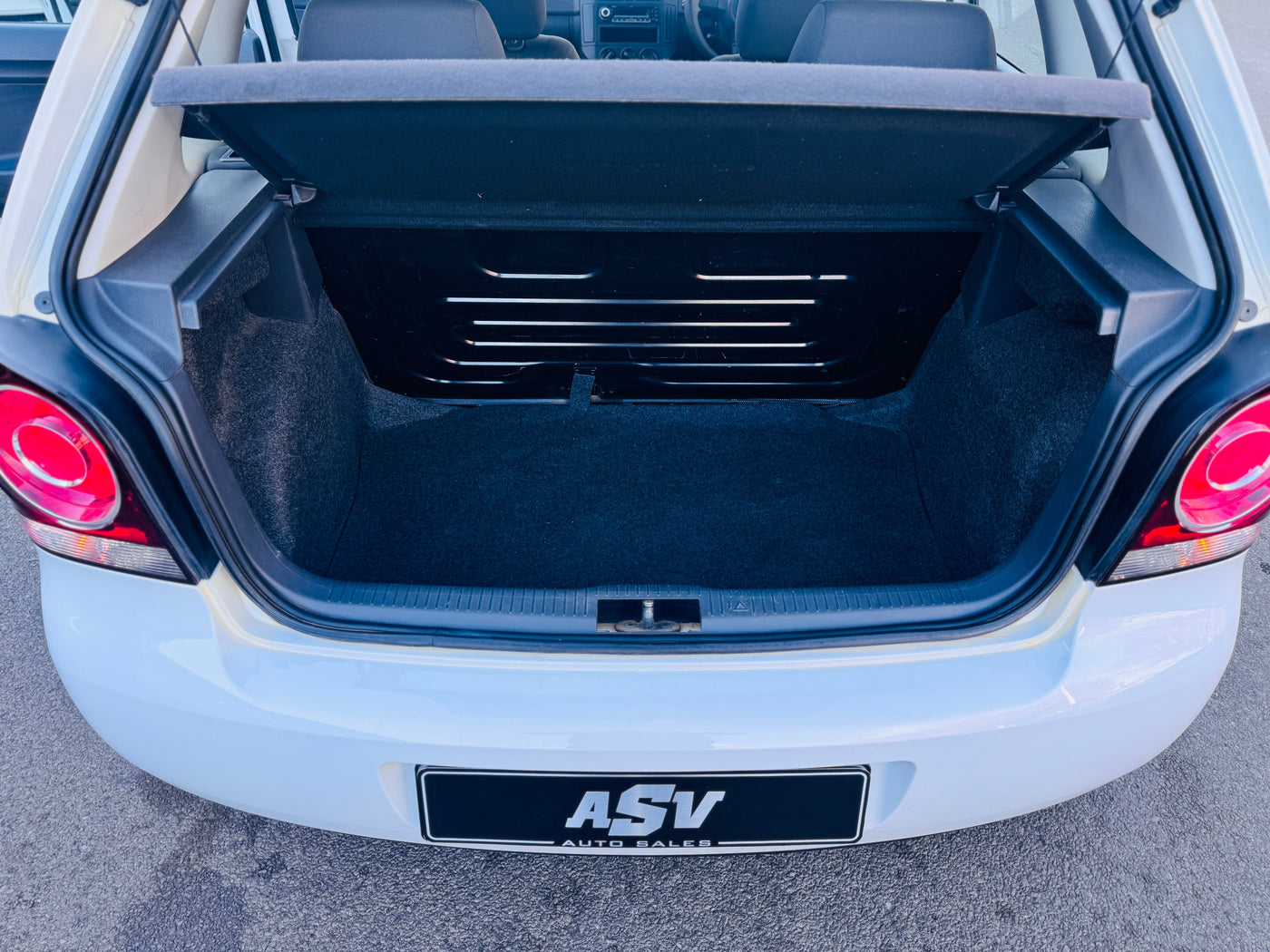 2015 POLO VIVO 1.4 TRENDLINE