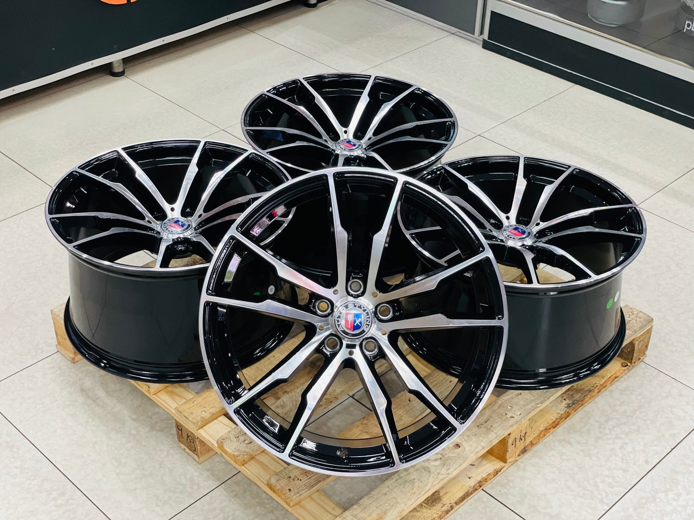 20” AS- BM X5 5/120 BLACK MACHINE FACEl