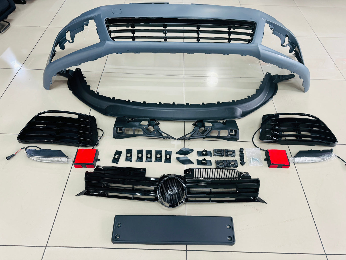 VW GOLF MK6 to MK6R FRONT BUMPER KIT UPGRADE