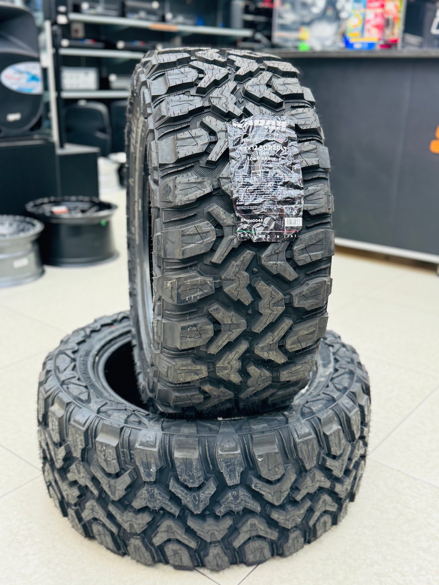 RADAR RENEGADE-X MUD TERRAIN 33”x12.5 R20