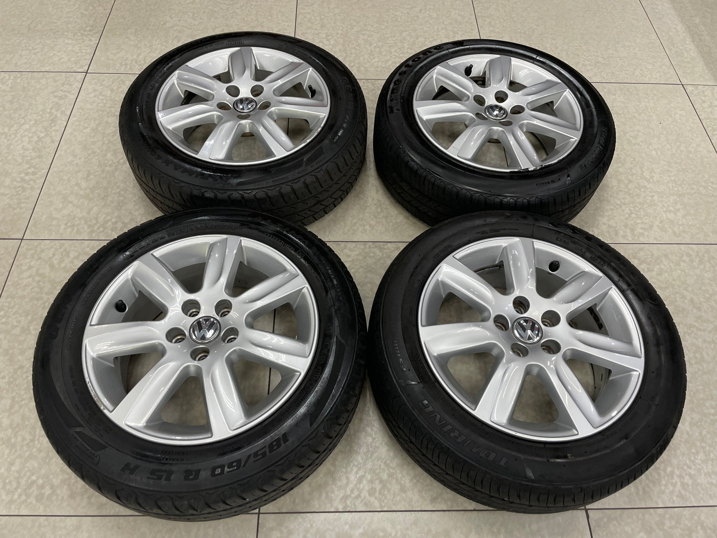 15” POLO 6r comfortline 5/100 pre owned mags & tyres