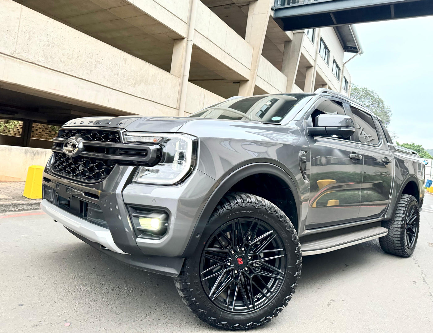 20” BT 250 BAKKIE RIMS 6/139 PCD