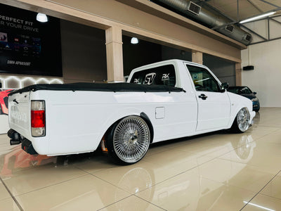 17” AS - 1000 SPOKE WIRE WHEEL FITS ALL CARS