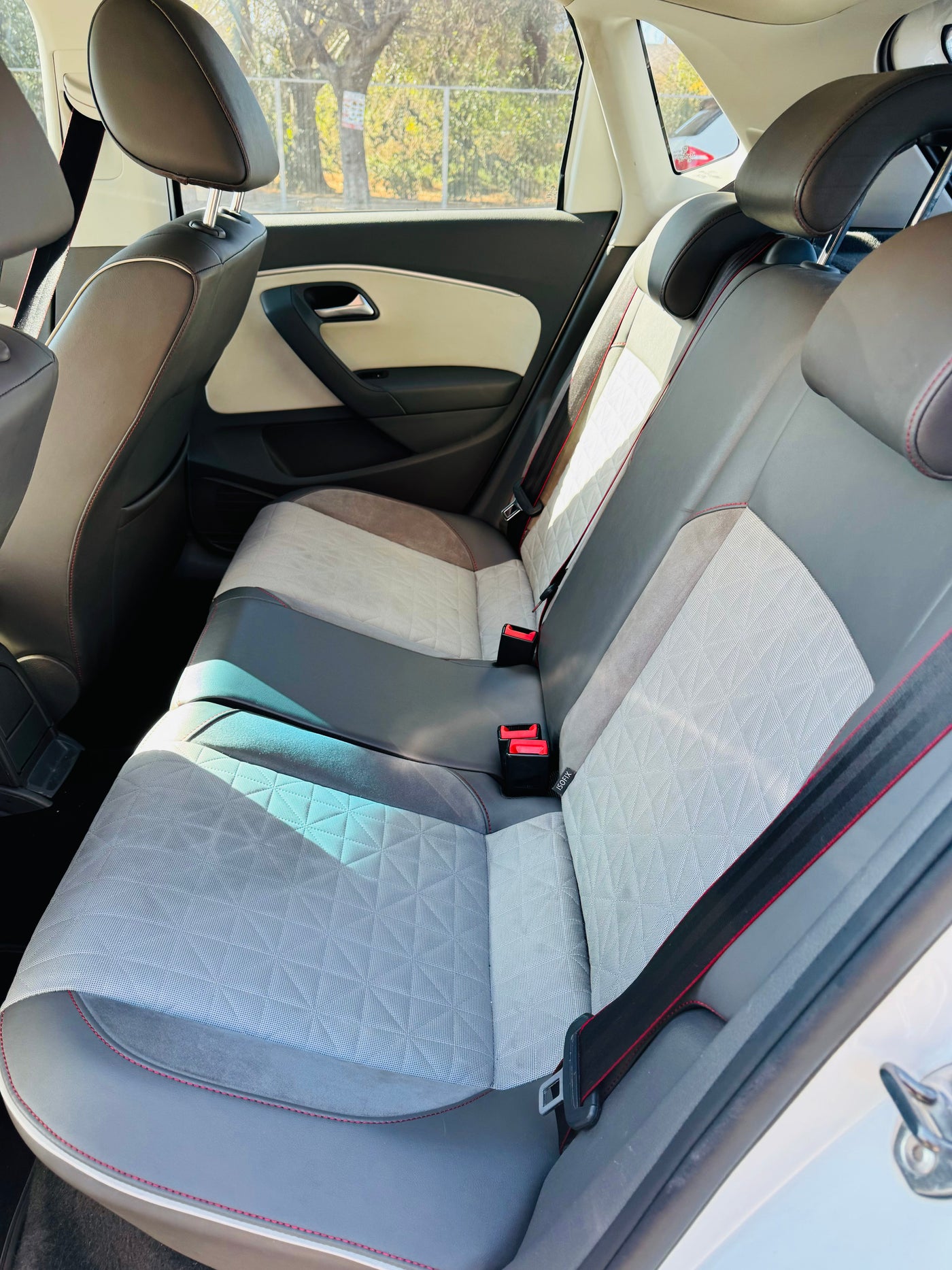 2016 POLO TSI BEATS EDITION