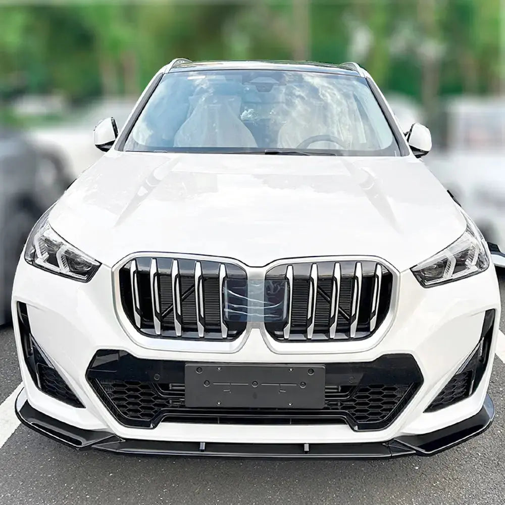 BM X1 U11 Gloss Black 3-Piece Plastic Front Spoiler (23-On) - Type B