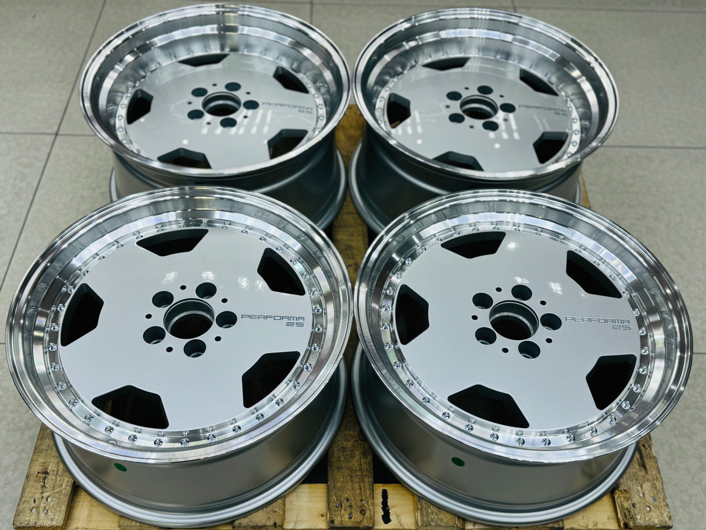 17” AMG PERFORMA 5x112 narrow wides