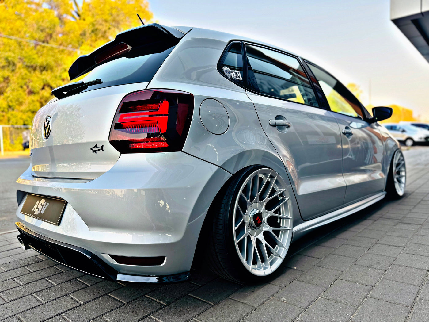 VLAND VW POLO 6 LED TAIL LIGHT SMOKED EDITION