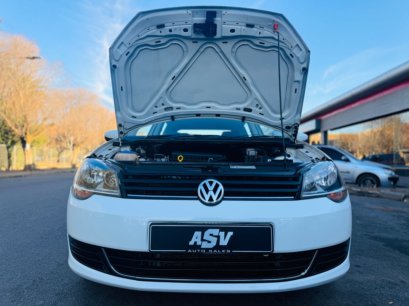 2015 POLO VIVO 1.4 TRENDLINE