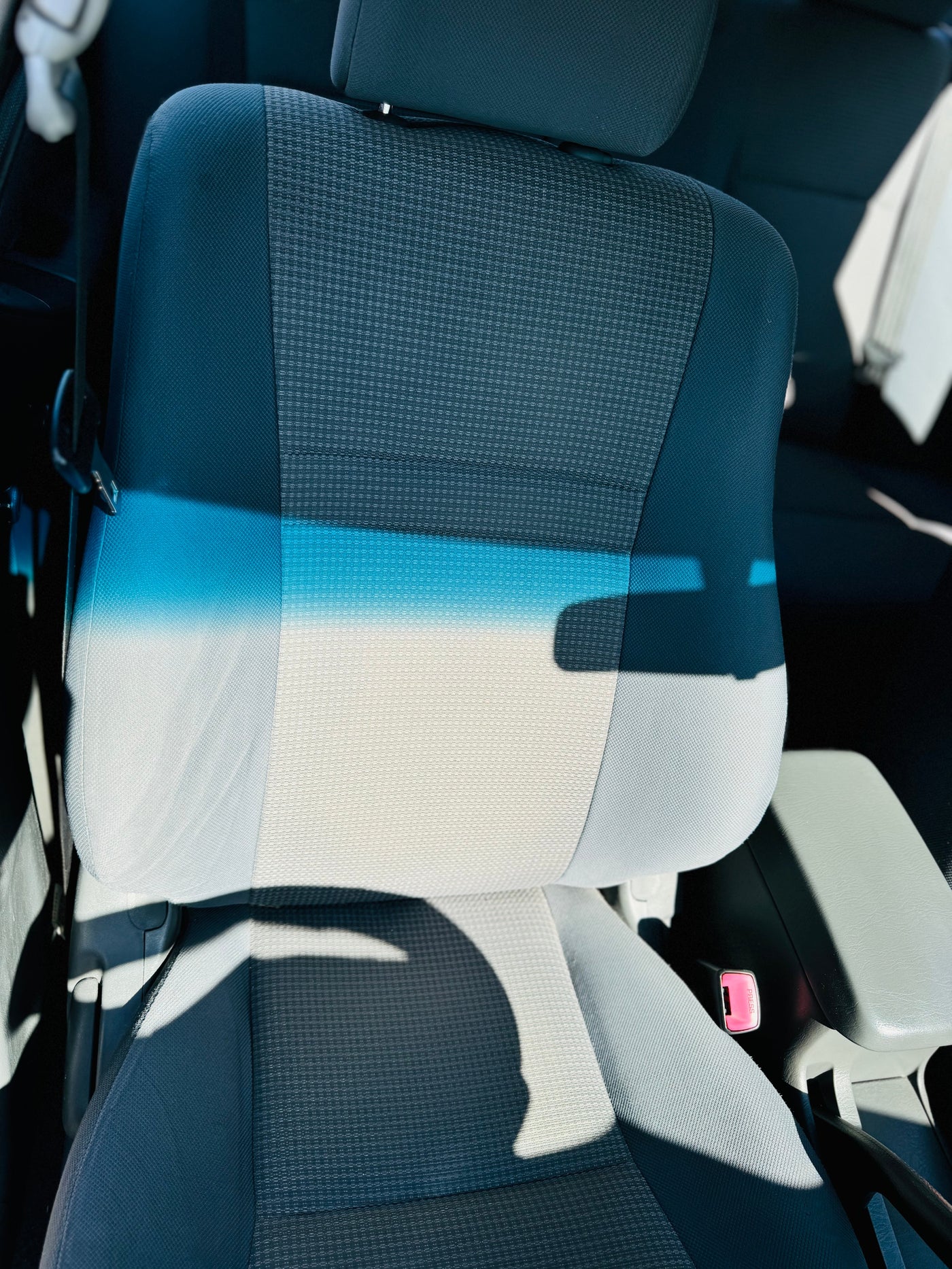 2004 COROLLA 160i GLE AUTO