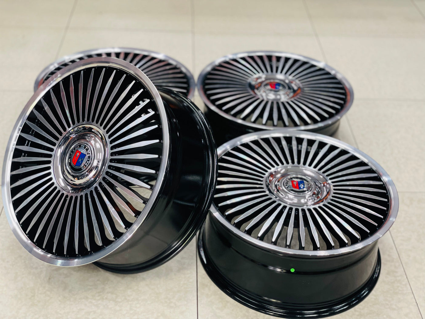 20” AS-ROLLS 5/112 BLACK MACHINE FACE