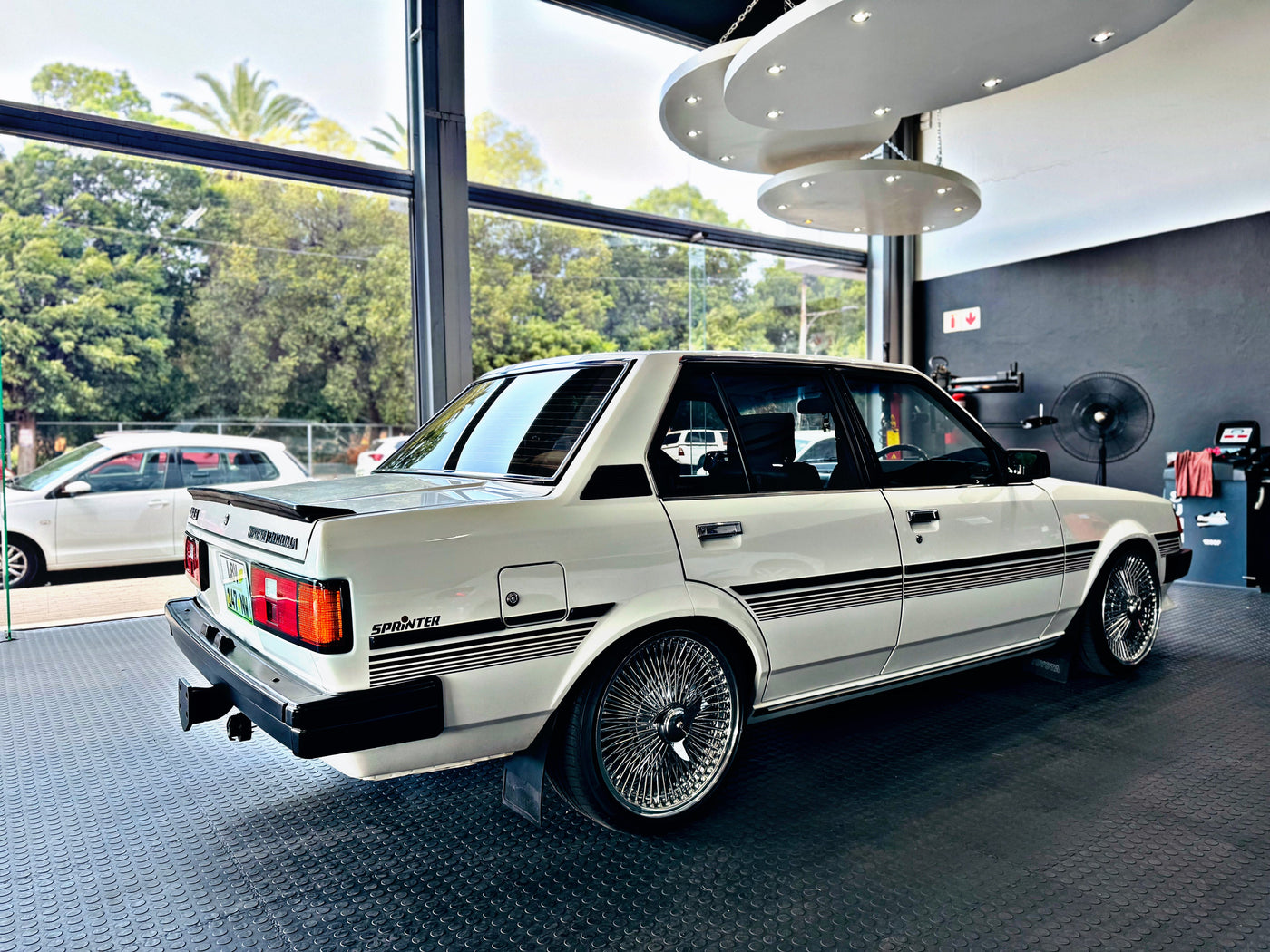 17” AS - 1000 SPOKE WIRE WHEEL FITS ALL CARS