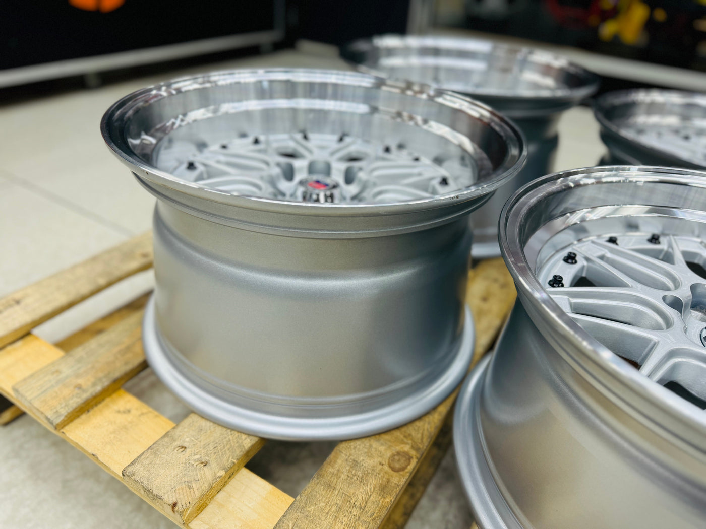 15'' AS-YKW 5039 SILVER 4/100 4/114