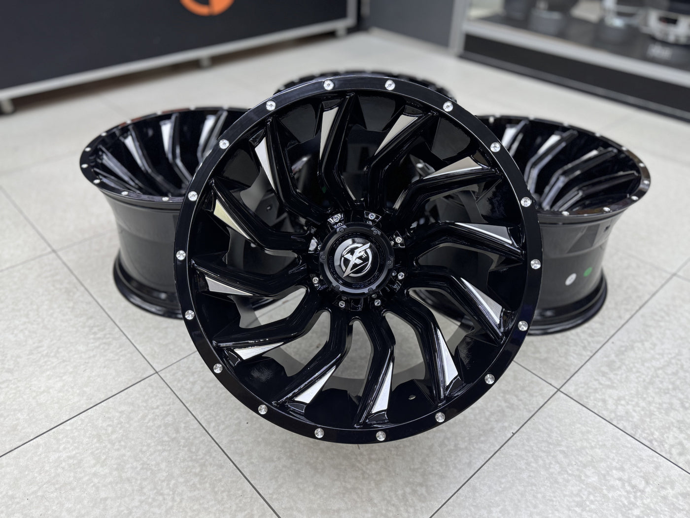 20” PHOENIX 5x127 JEEP RIMS MASSIVE 12JS