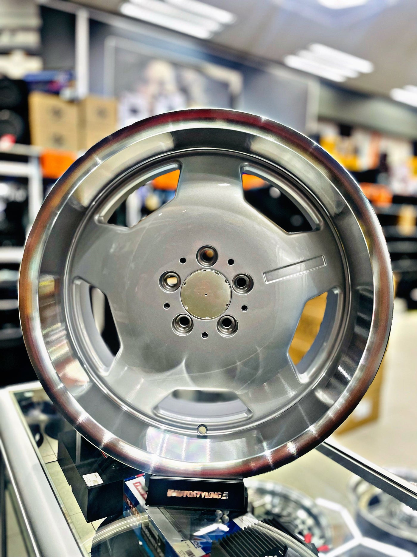 18” F60632 Monoblocks 5x112