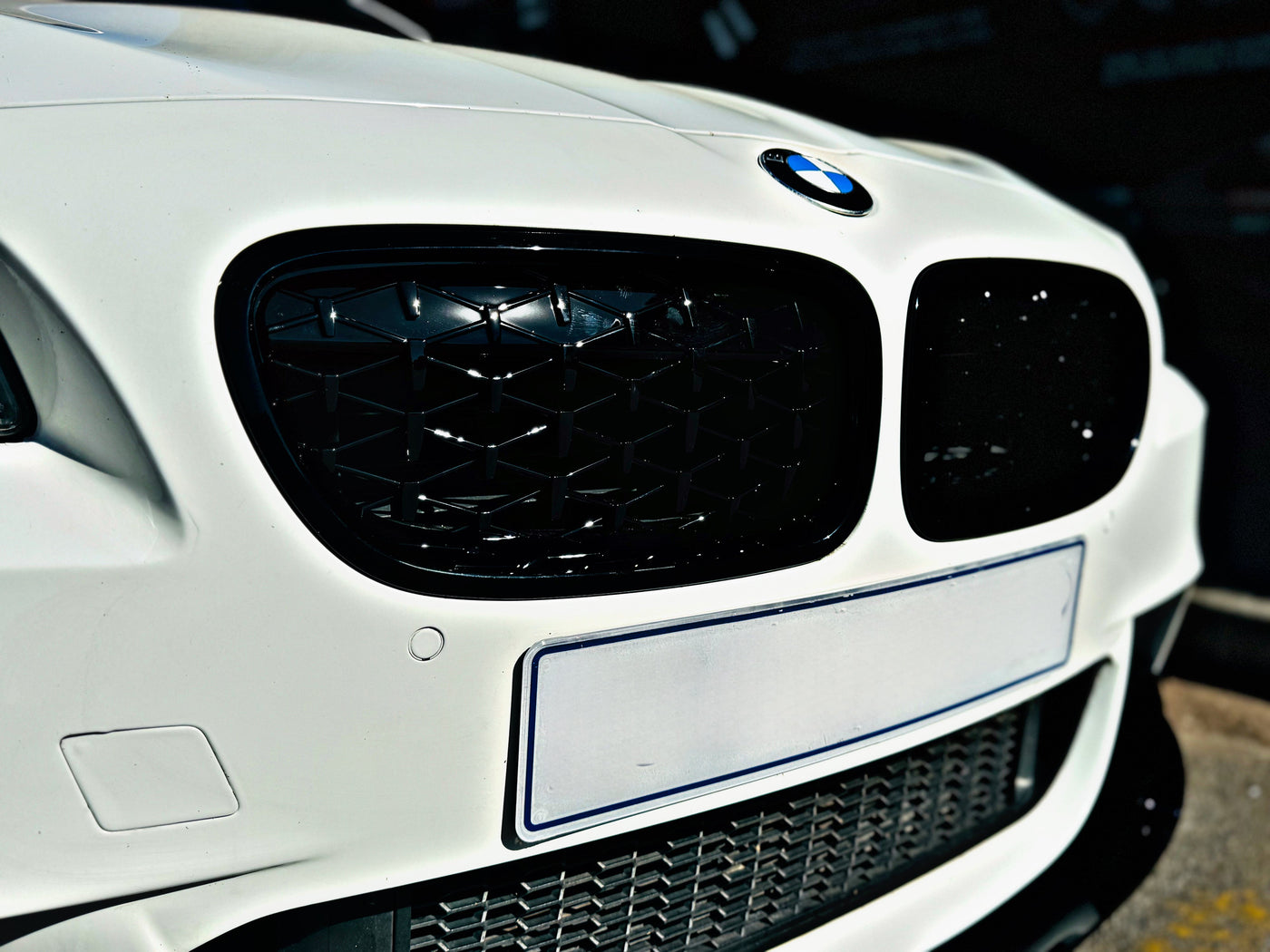 BMW F10 PRE FACELIFT MILLION STAR KIDNEY GRILLS  GLOSS BLACK