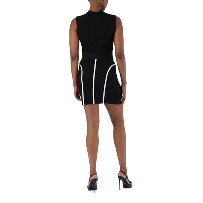 GRACIE TURTLE NECK TOP WITH POPPERS BLACK