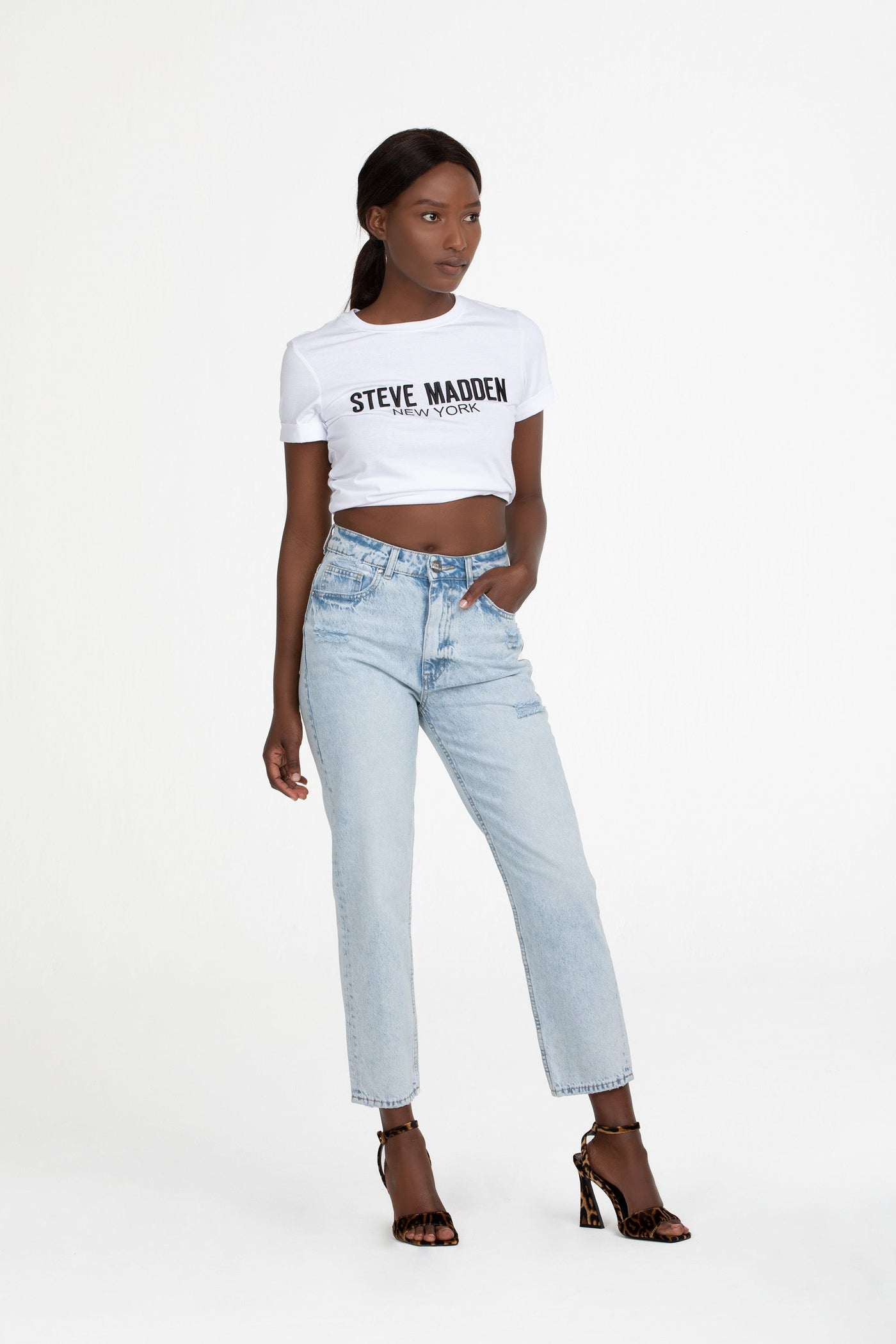 MILLIE MOM FIT VINTAGE LIGHT WASH INDIGO