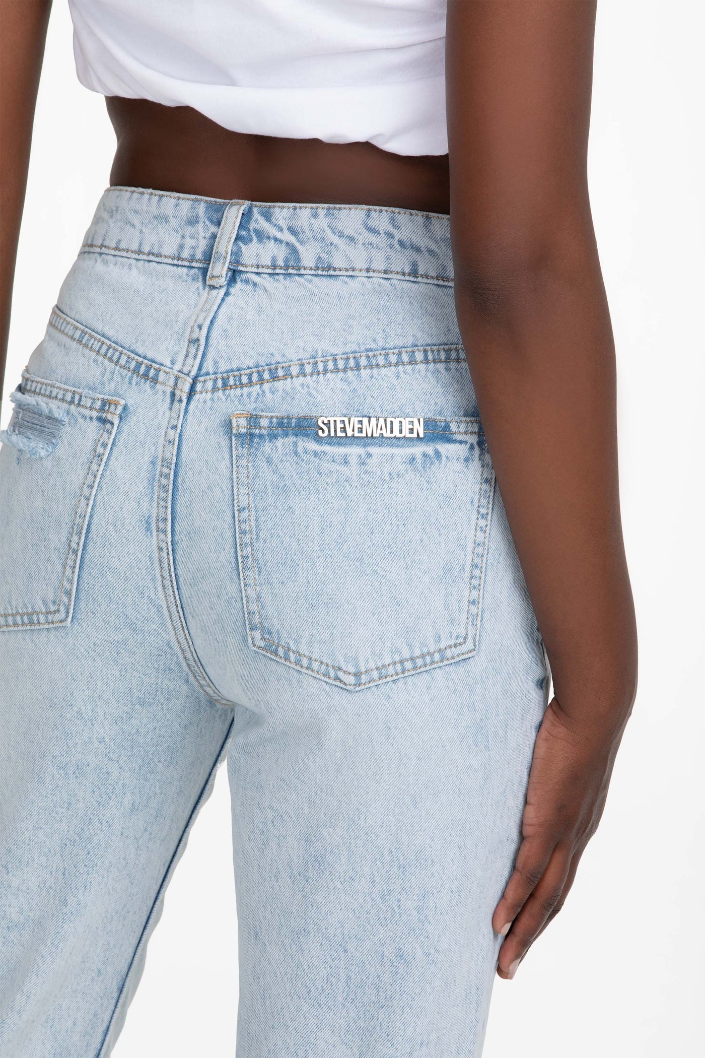 MILLIE MOM FIT VINTAGE LIGHT WASH INDIGO