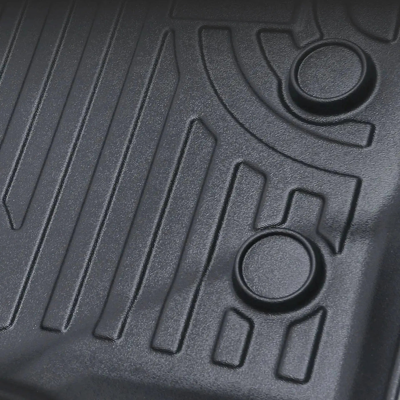 Toyota Hilux (15-On) Double-Cab Moulded TPE Rubber Floor Mats (3-Piece)