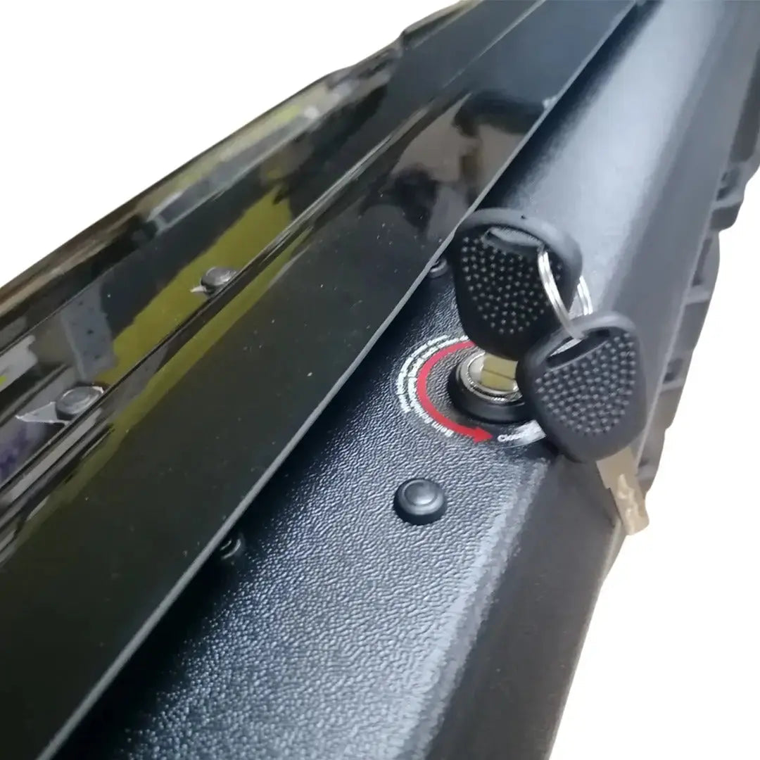 Universal Gloss Black Roof Storage Box - 450L