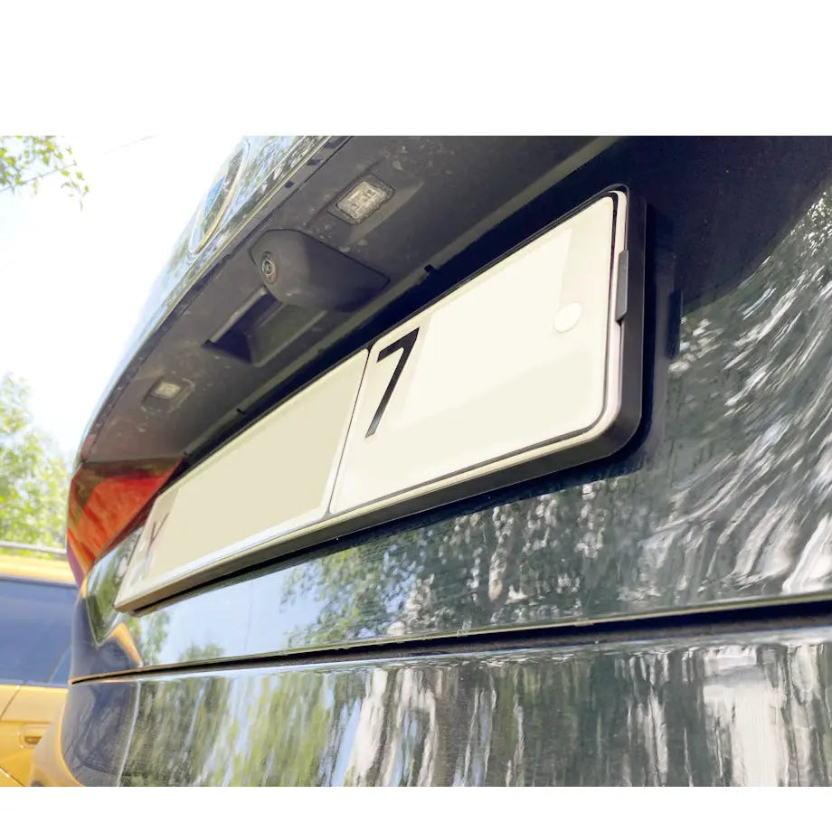 Universal Magnetic Quick Release Number Plate Holder