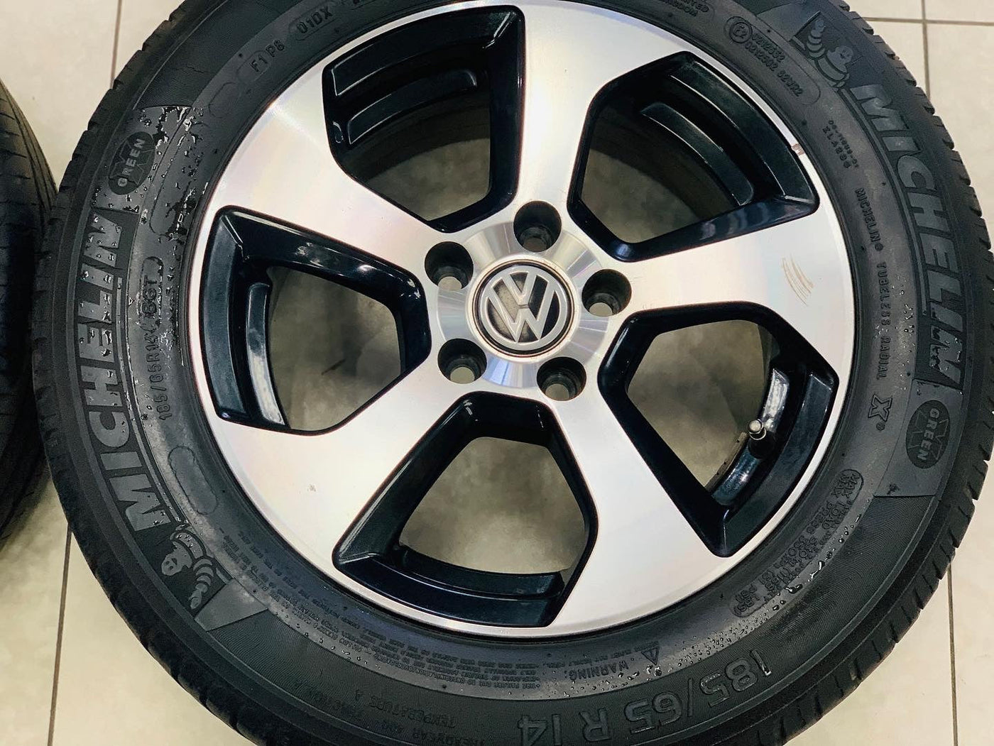 14” POLO 5/100 pre owned mags & tyres