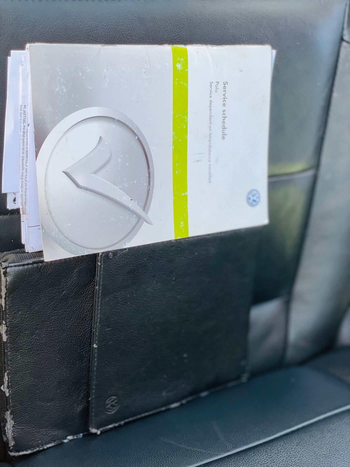 2010 POLO 1.6i ( FULLY LOADED WITH EXTRAS)