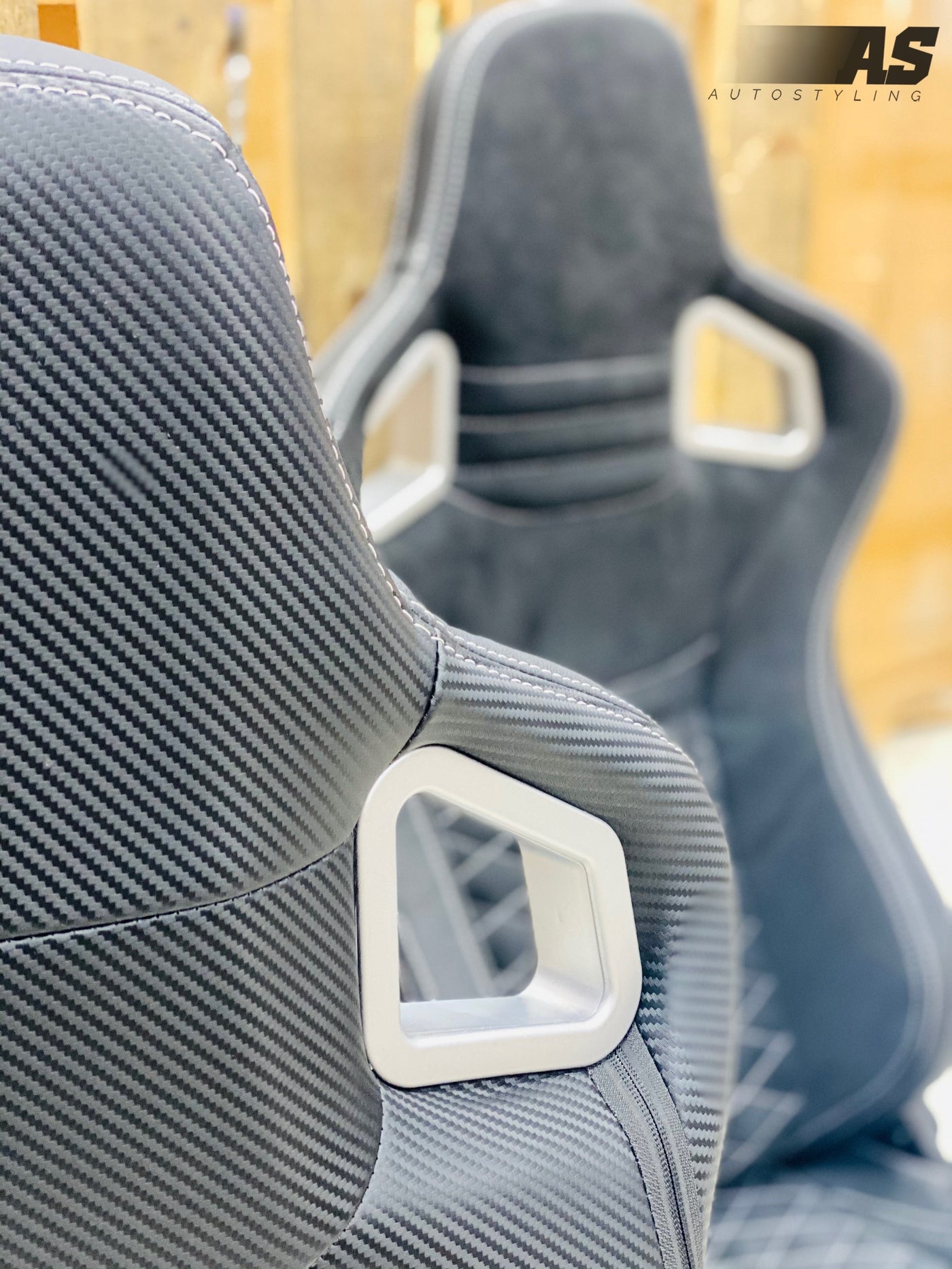 AS WINGBACK SEATS (A)