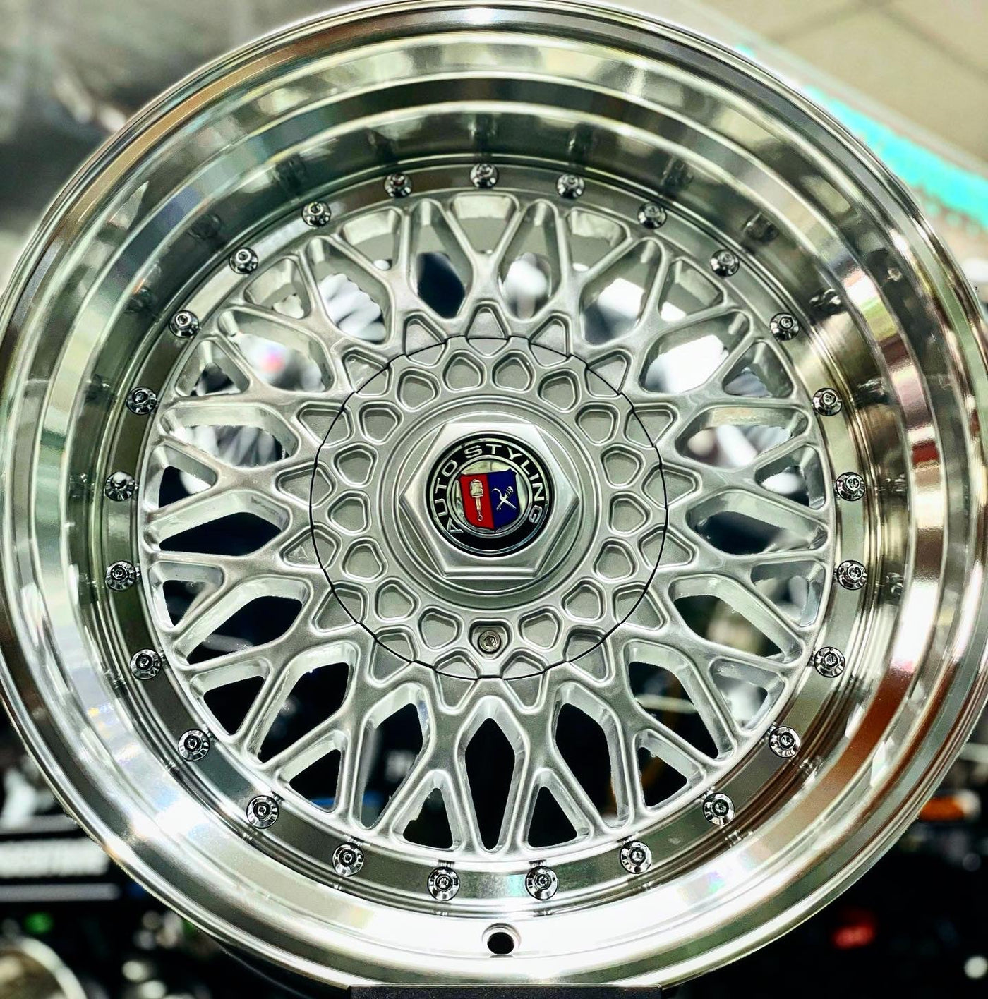 17” AS-MESH 8.5/10j 4/100 4/114 SILVER