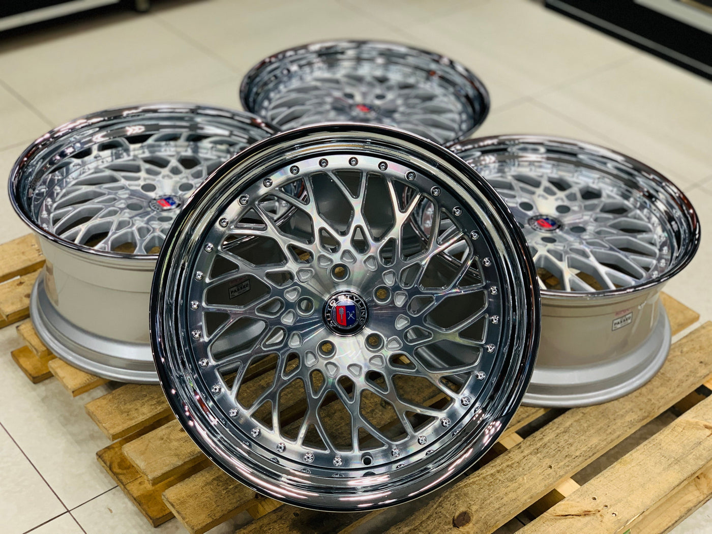 20” VERTINI HELLFIRE 5/120 wheels