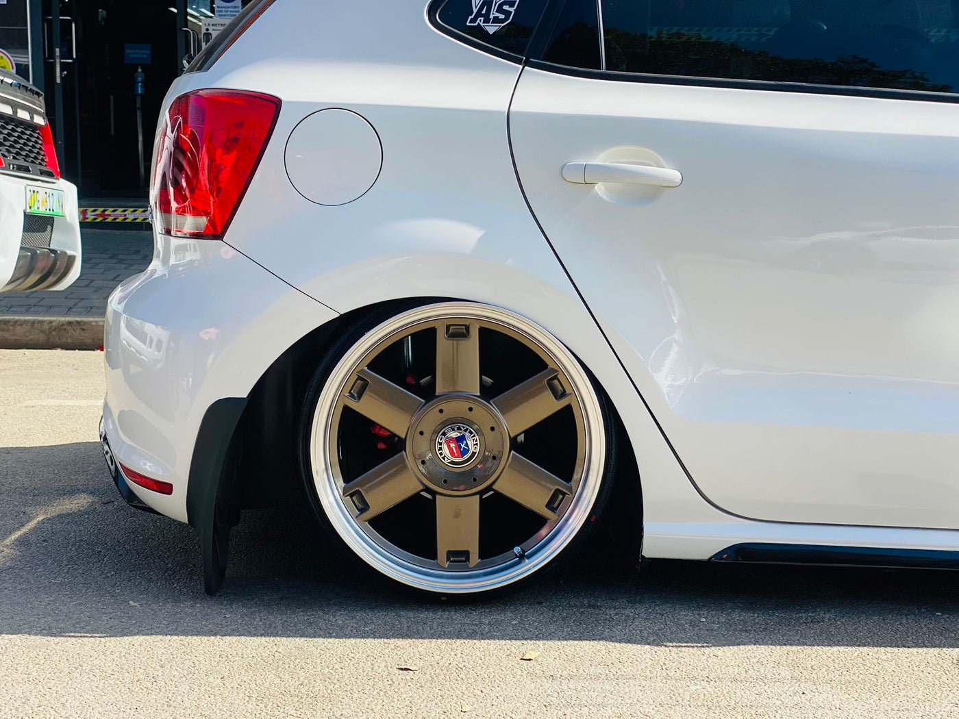 17” AS-VELO