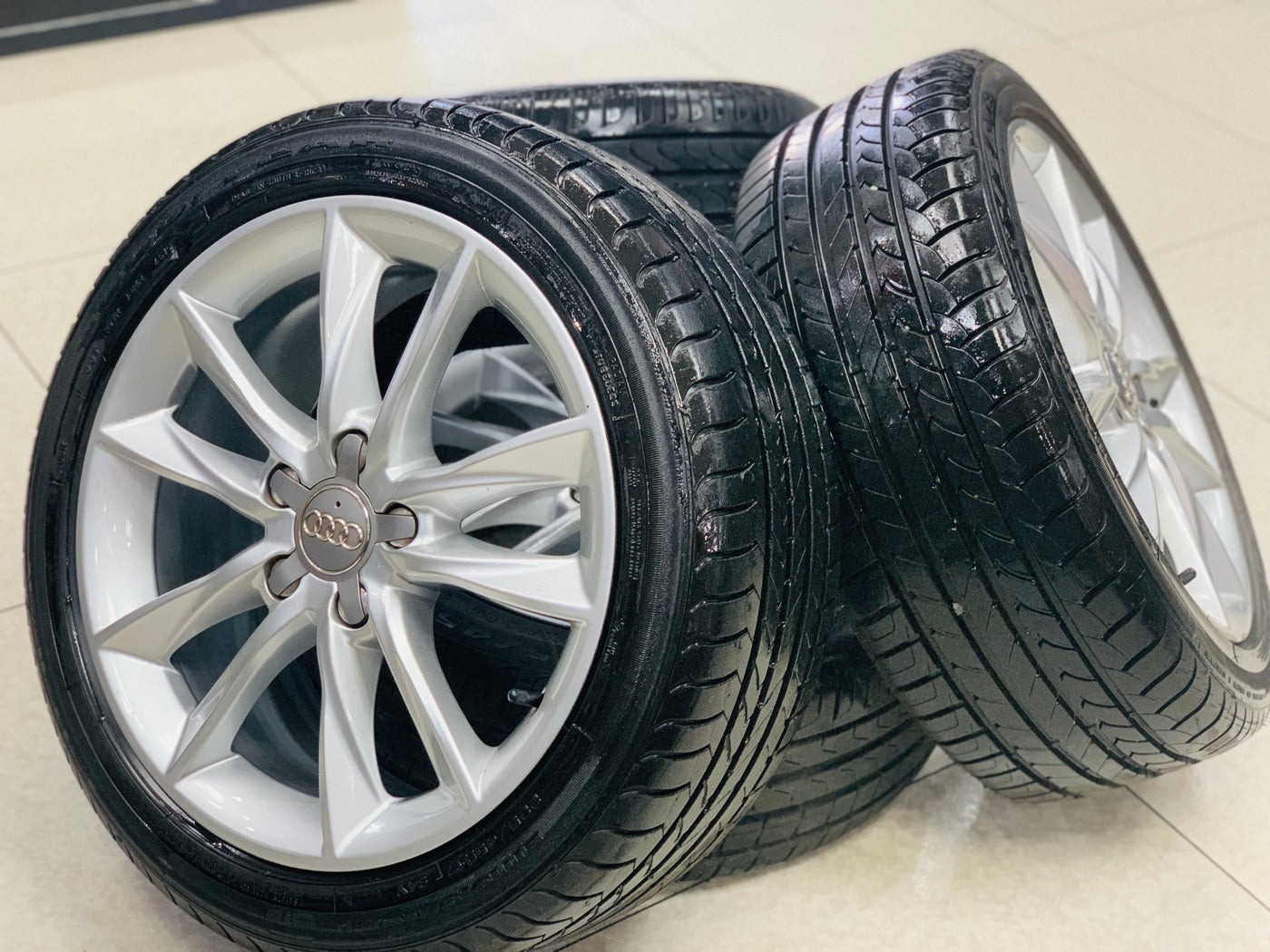 17” OEM AUDI 5/112 pre owned mags & tyres