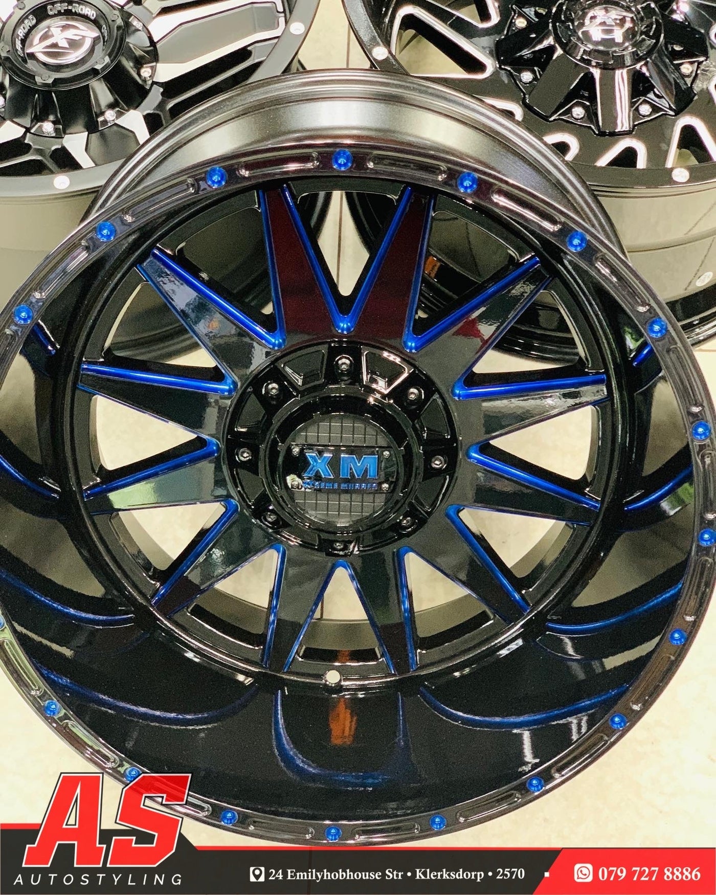 20” AS-XM312  20X12J GLOSS BLACK/ BLUE