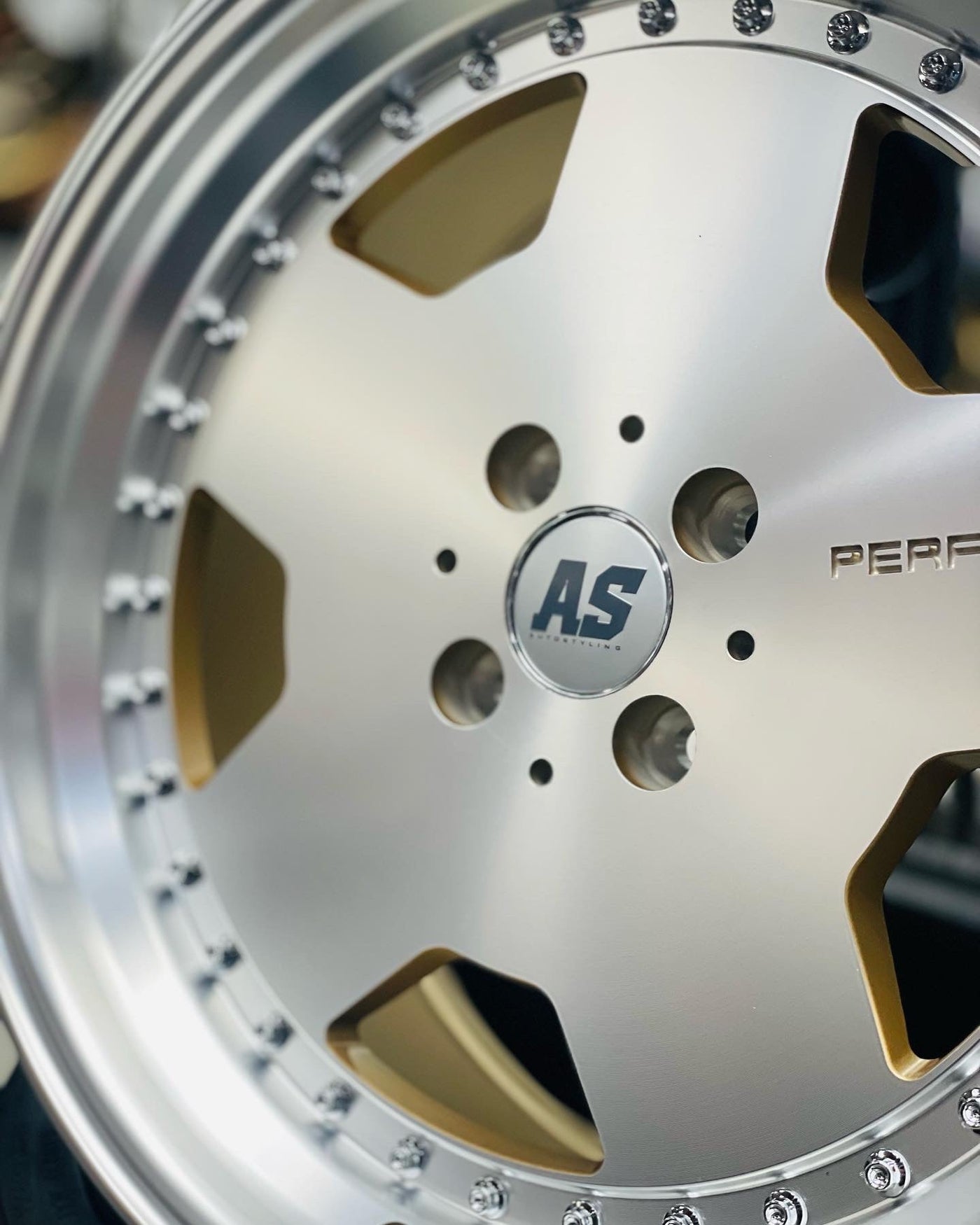 17''  AS-AMG PERFORMA M/ BLOCK 4/100 & 5/100 WHEELS